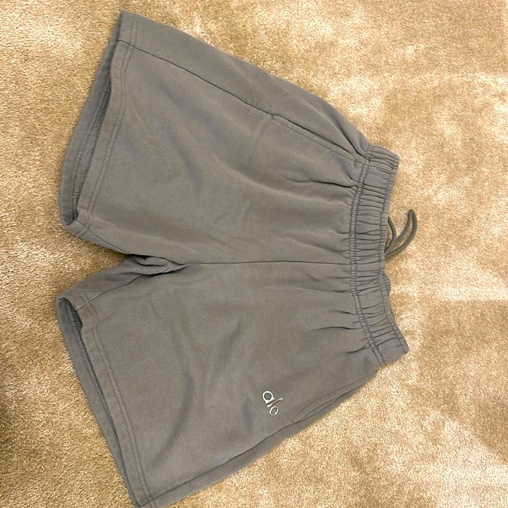 Alo yoga sweat shorts